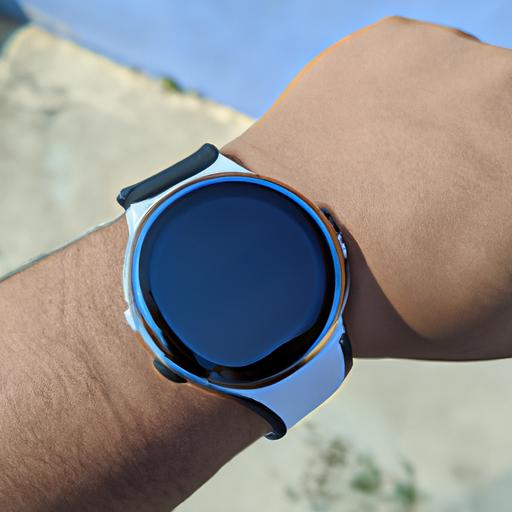 Enjoy a crystal-clear view on your Galaxy Watch 5 Pro with a top-notch screen protector.